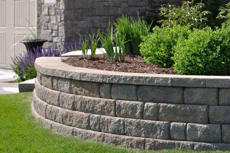 What Is a Retaining Wall?